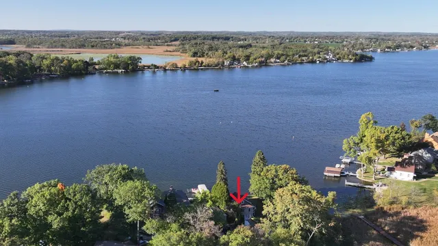 $689,000 | 6616 Heidelberg Circle, Waterford, WI 53185