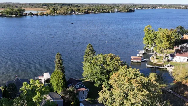 $689,000 | 6616 Heidelberg Circle, Waterford, WI 53185