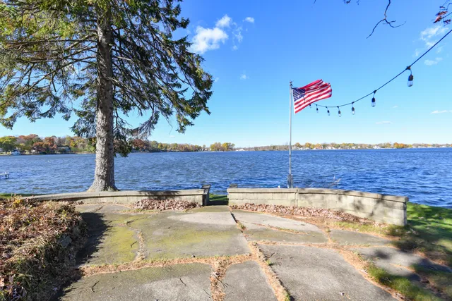 $689,000 | 6616 Heidelberg Circle, Waterford, WI 53185