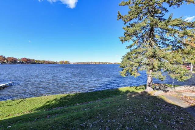 $689,000 | 6616 Heidelberg Circle, Waterford, WI 53185