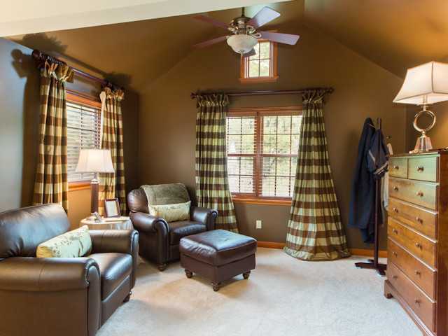 2607 Henthorn Road Columbus, OH 43221 - Photo 13 of 25