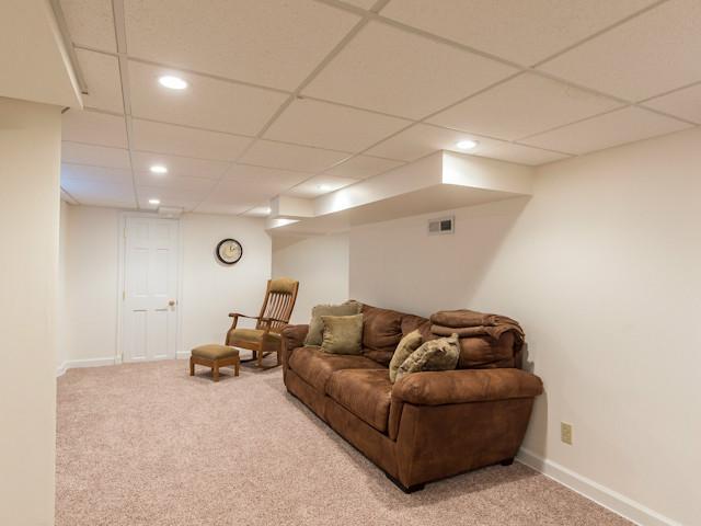 2607 Henthorn Road Columbus, OH 43221 - Photo 22 of 25