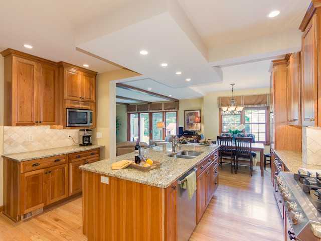 2607 Henthorn Road Columbus, OH 43221 - Photo 6 of 25