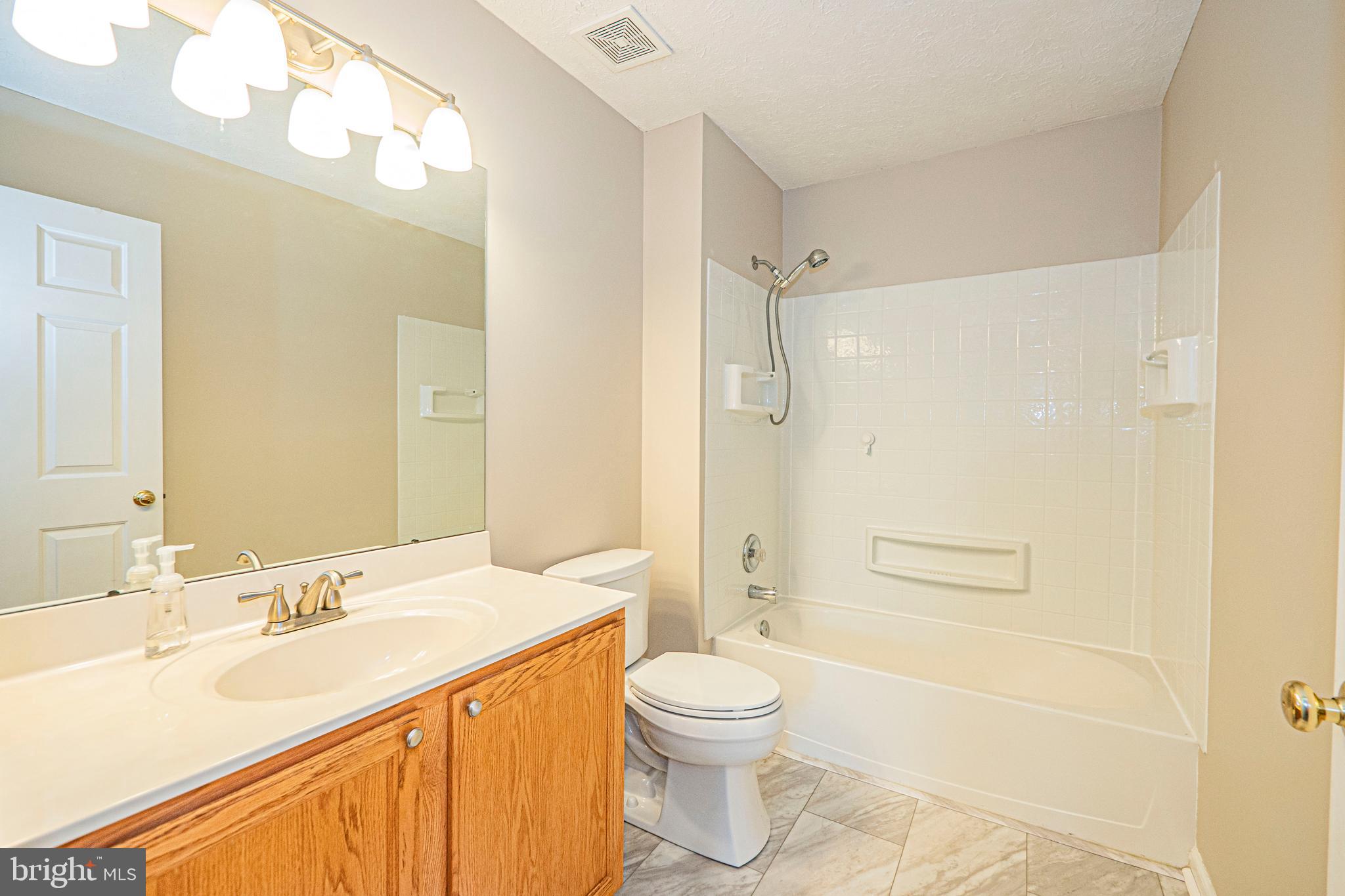 2 Redfern Place Boonsboro, MD 21713 - Photo 38 of 69 2nd Floor Shared Bathroom