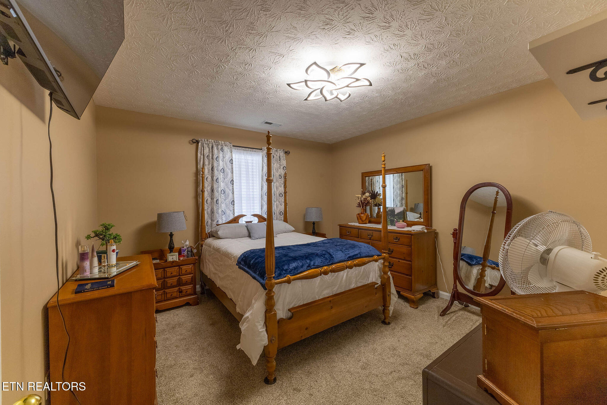 529 Pebble Creek Road Knoxville, TN 37918 - Photo 12 of 26 Bedroom 2