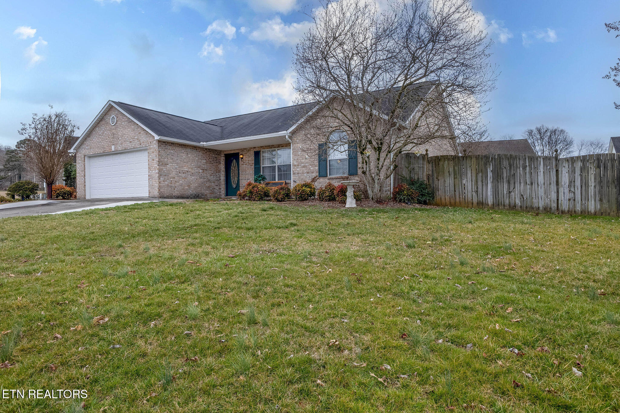 529 Pebble Creek Road Knoxville, TN 37918 - Photo 2 of 26 Front View