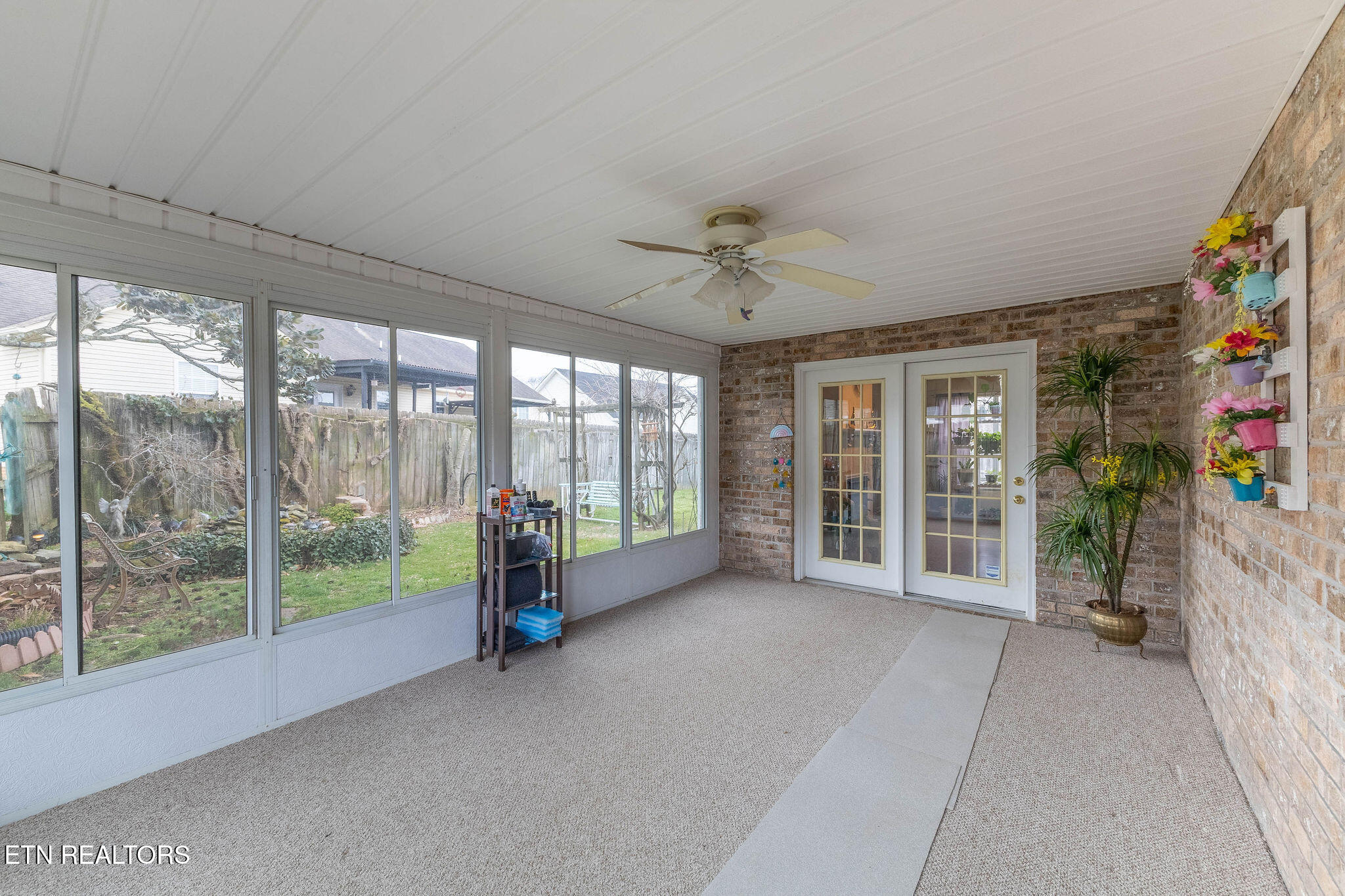 529 Pebble Creek Road Knoxville, TN 37918 - Photo 24 of 26 Sunroom