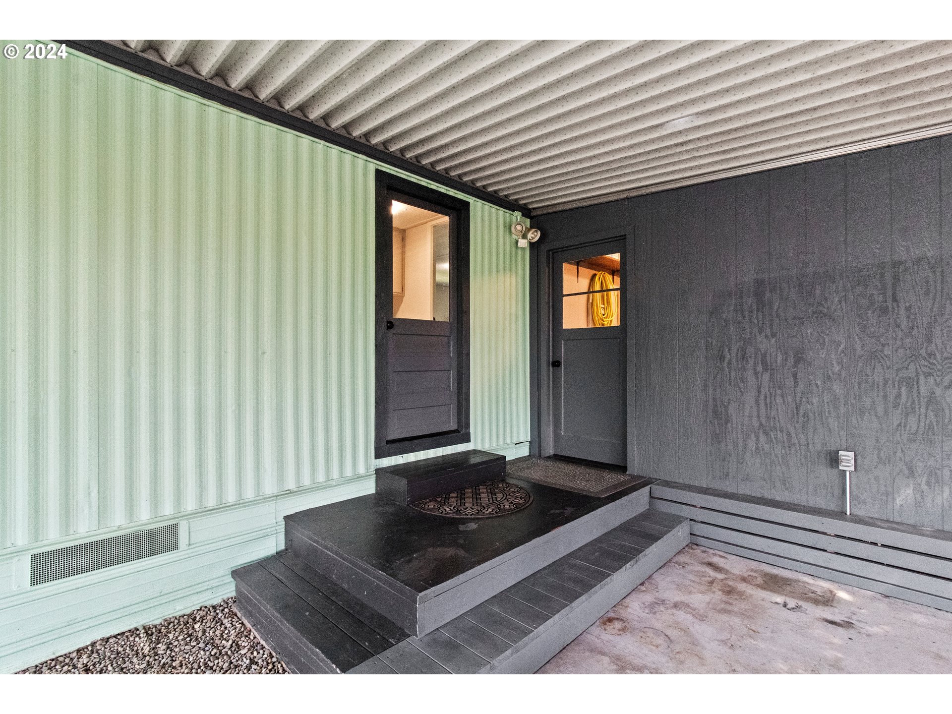 1400 Candlelight Drive, Unit 185 Eugene, OR 97402 - Photo 11 of 46 Shop