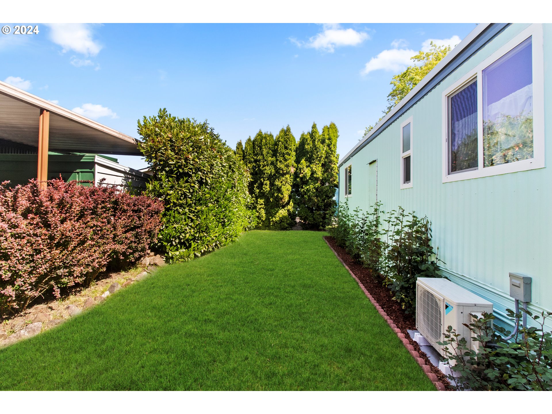 1400 Candlelight Drive, Unit 185 Eugene, OR 97402 - Photo 7 of 46 Exterior