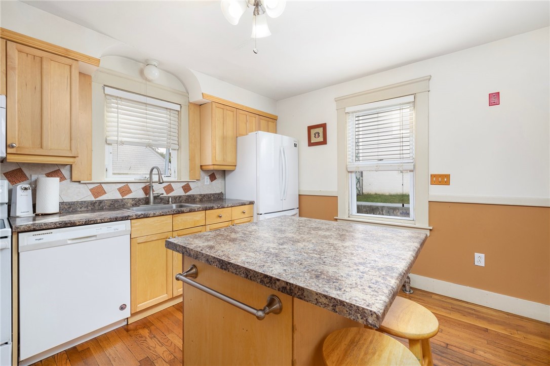 11 Edwards Road Johnston, RI 02919 - Photo 3 of 24 Gallery Image 3