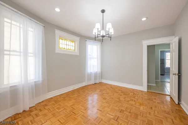 $2,550 | 24 Llewellyn Avenue, Unit 1, Bloomfield, NJ 07003