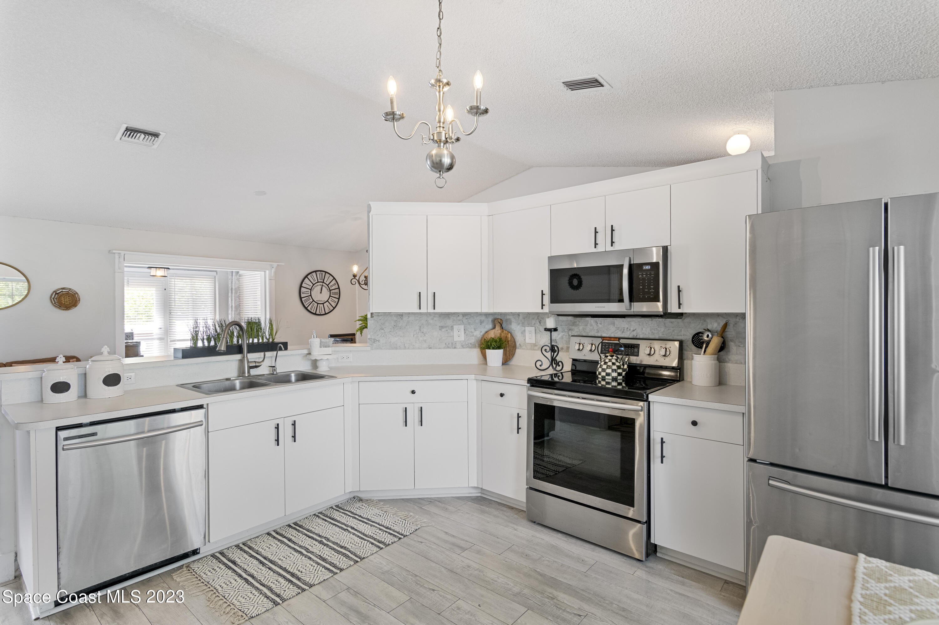 1250 Ragen Road Southeast Palm Bay, FL 32909 - Photo 9 of 25 9
