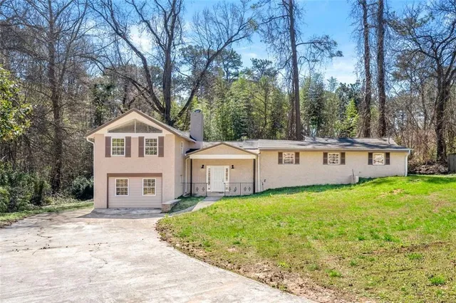 $369,000 | 3480 Hogan Road Southwest, Atlanta, GA 30331
