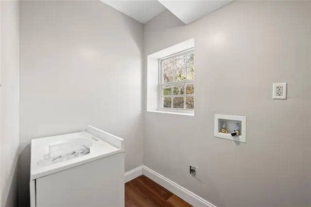 $369,000 | 3480 Hogan Road Southwest, Atlanta, GA 30331