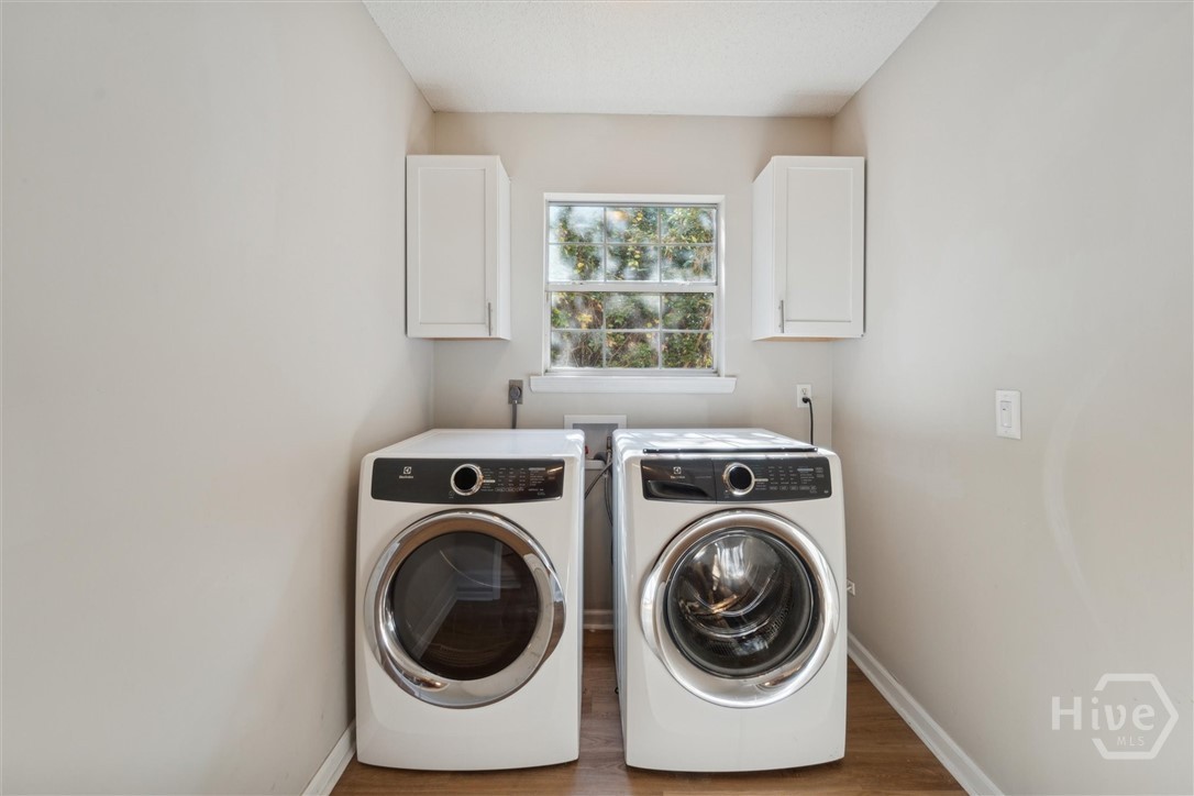 7206 Garfield Street Savannah, GA 31406 - Photo 27 of 30 Huge laundry room with room for more storage
