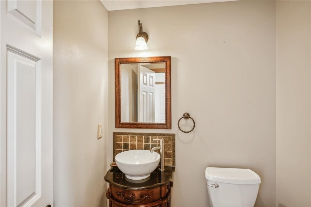 77 Cheryl Circle Belchertown, MA 01007 - Photo 21 of 40