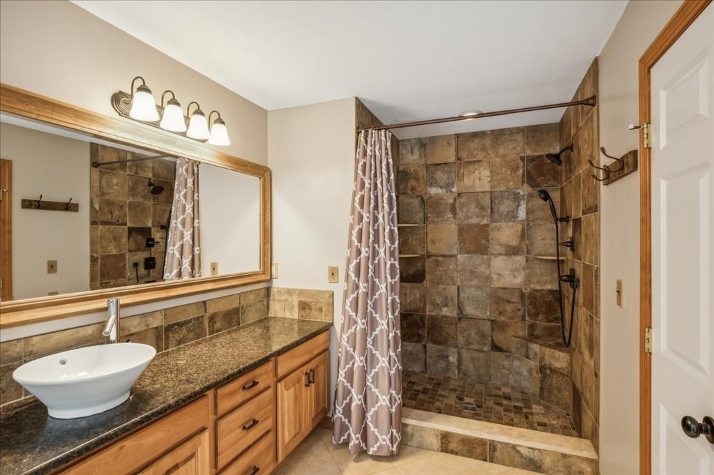 77 Cheryl Circle Belchertown, MA 01007 - Photo 28 of 40