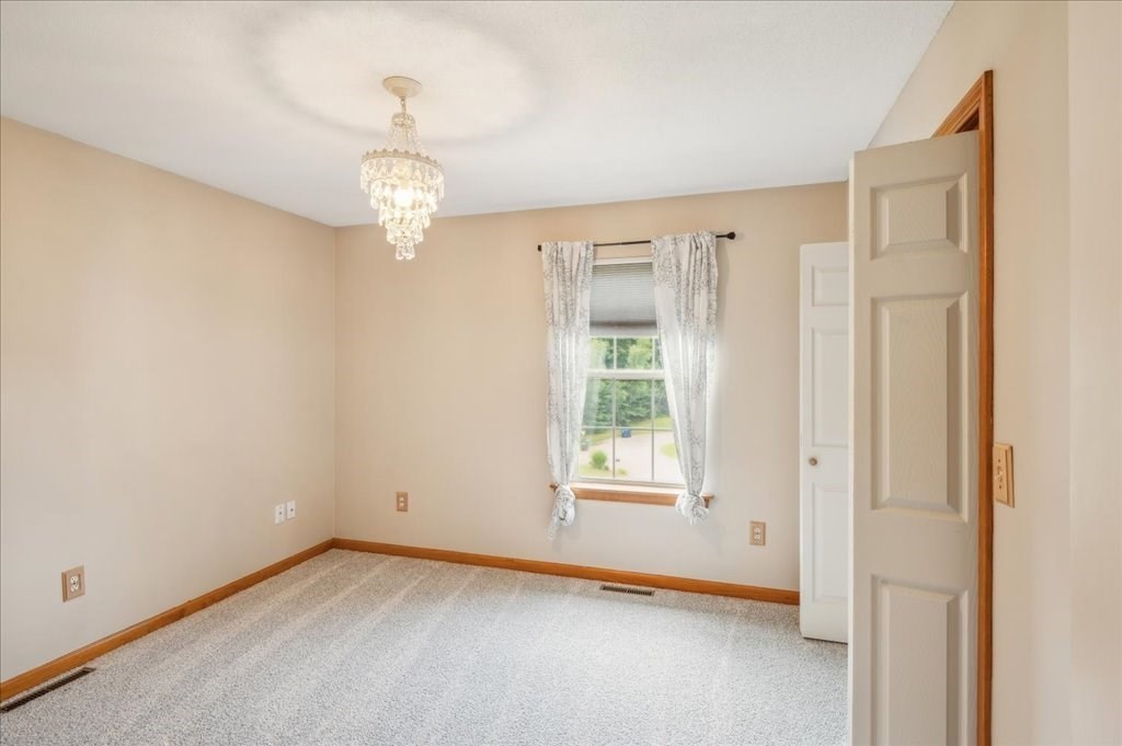 77 Cheryl Circle Belchertown, MA 01007 - Photo 34 of 40