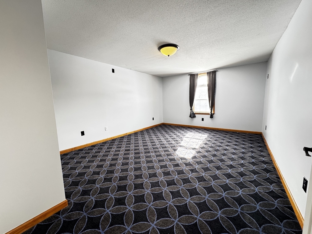 77 Cheryl Circle Belchertown, MA 01007 - Photo 35 of 40