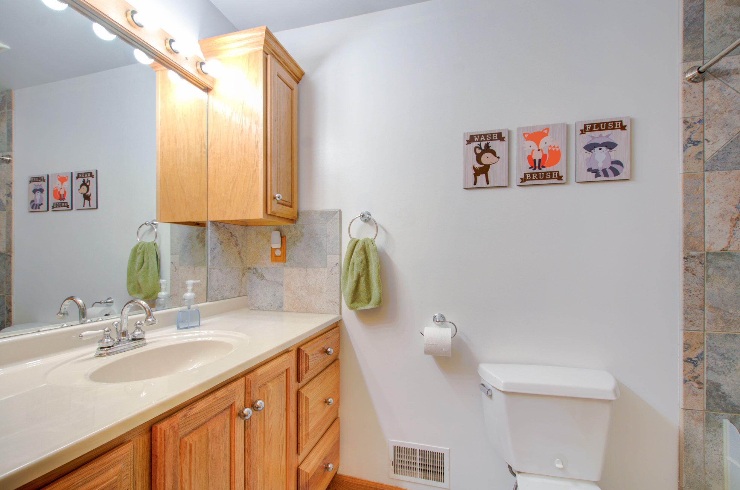 5933 Salabelle Street Jackson, MI 49201 - Photo 25 of 61 25