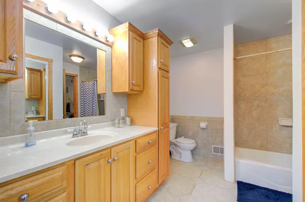 $395,000 | 5933 Salabelle Street, Jackson, MI 49201