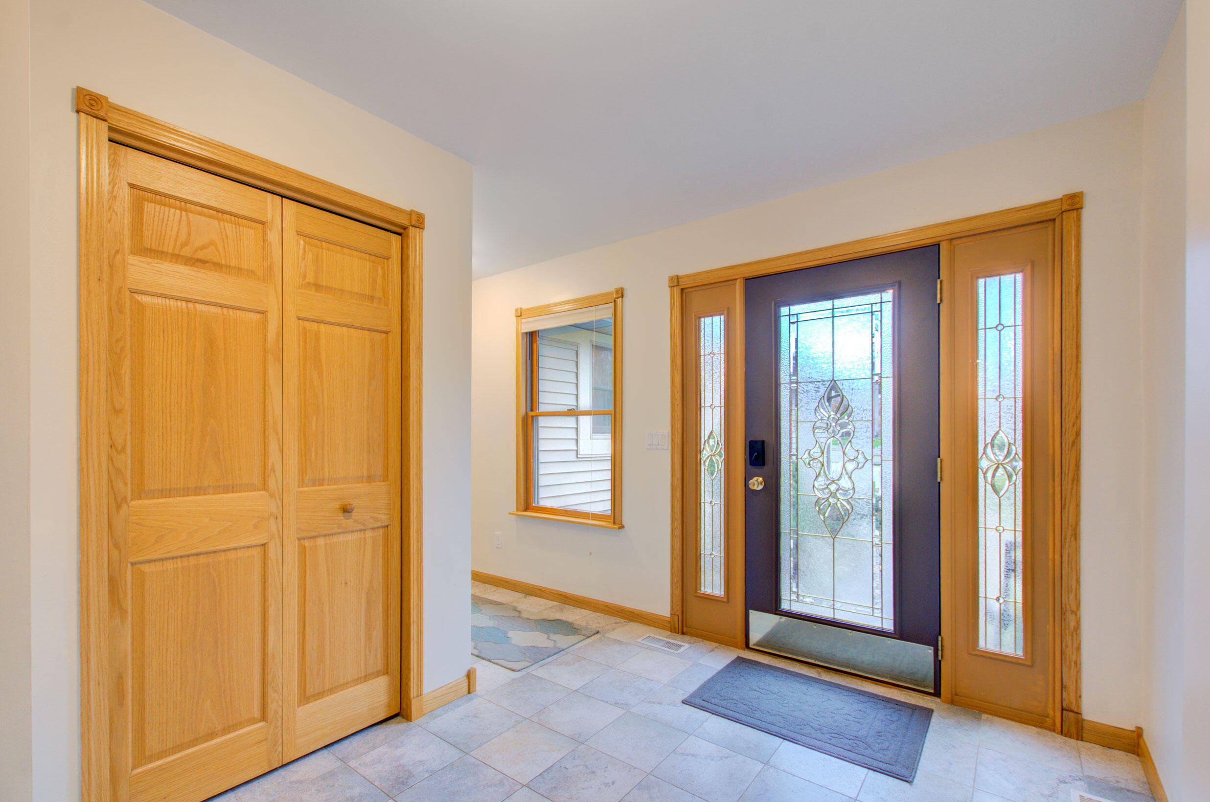 5933 Salabelle Street Jackson, MI 49201 - Photo 6 of 61 6