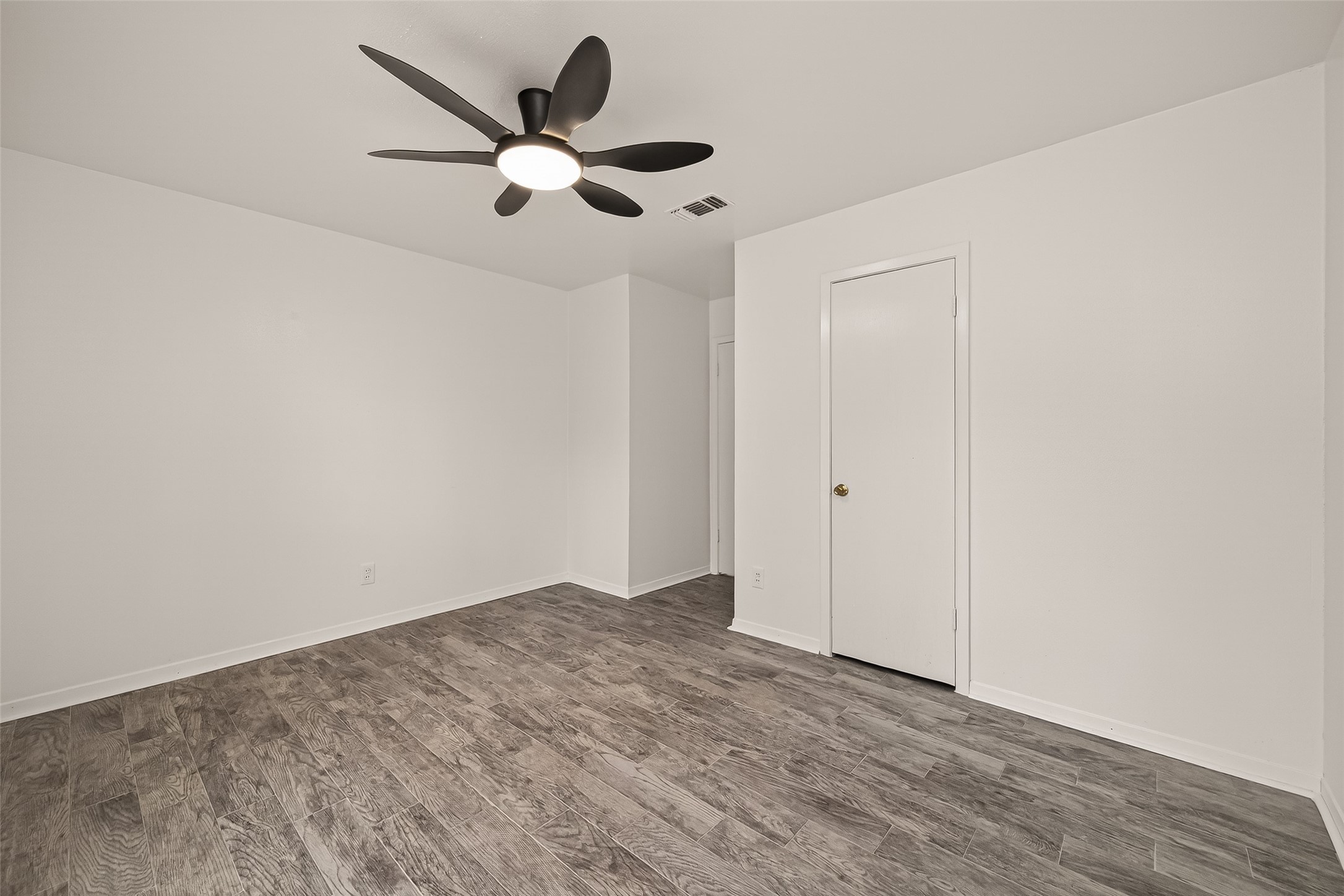 5615 Beechnut Street Houston, TX 77096 - Photo 34 of 50