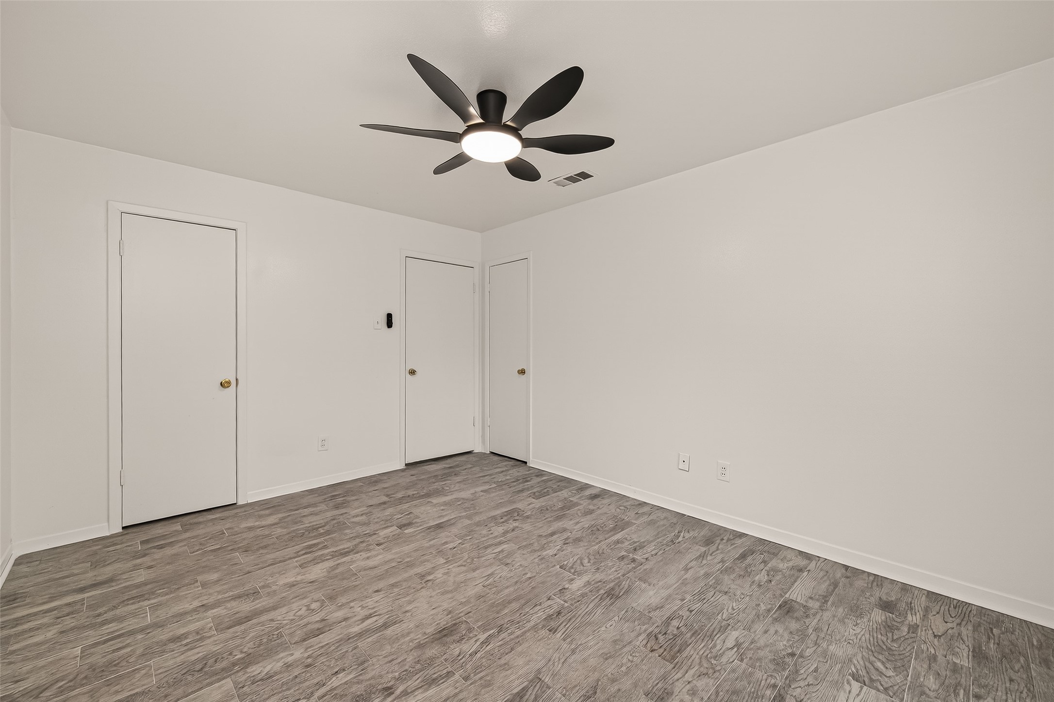 5615 Beechnut Street Houston, TX 77096 - Photo 36 of 50