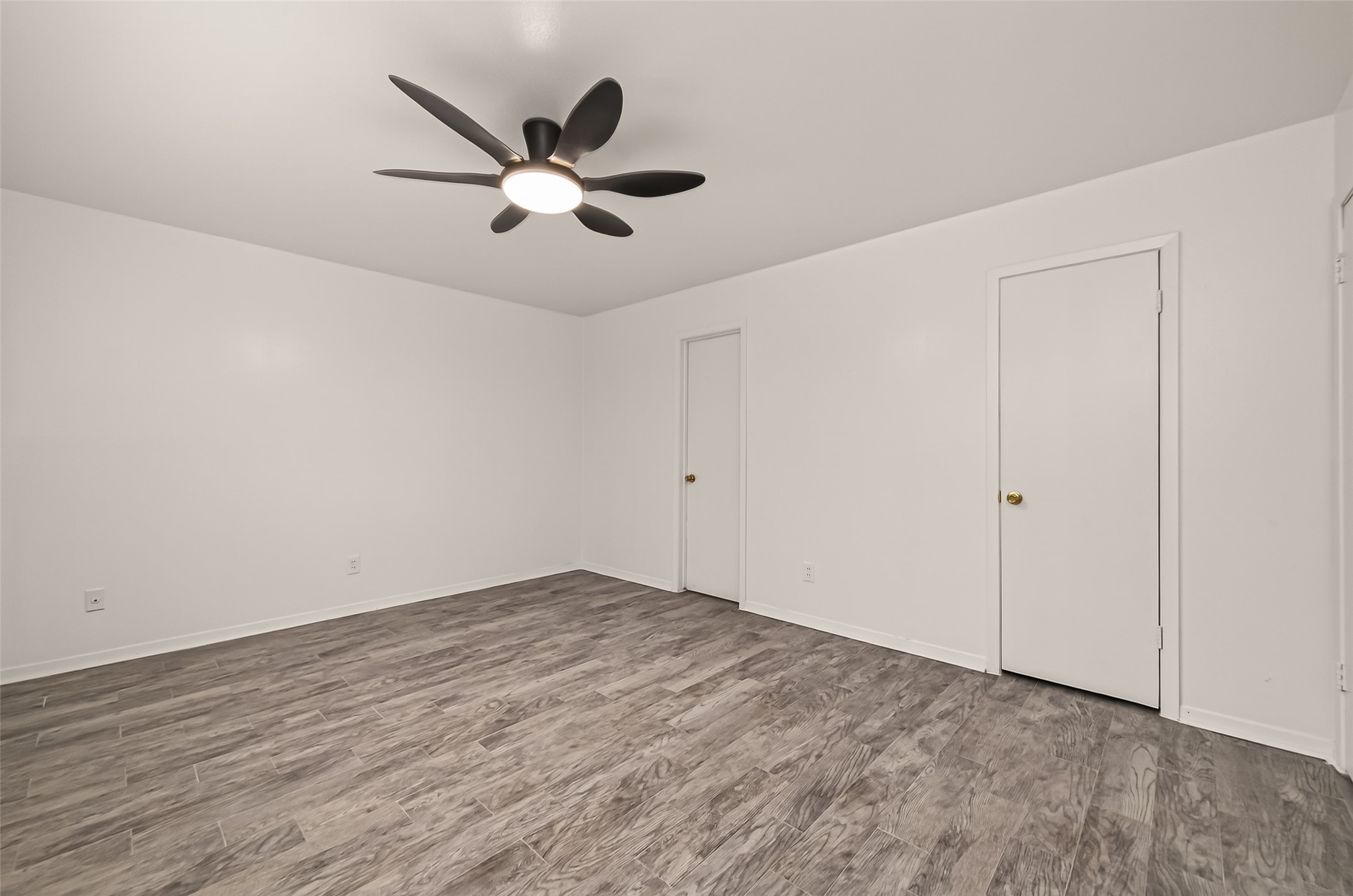 5615 Beechnut Street Houston, TX 77096 - Photo 39 of 50