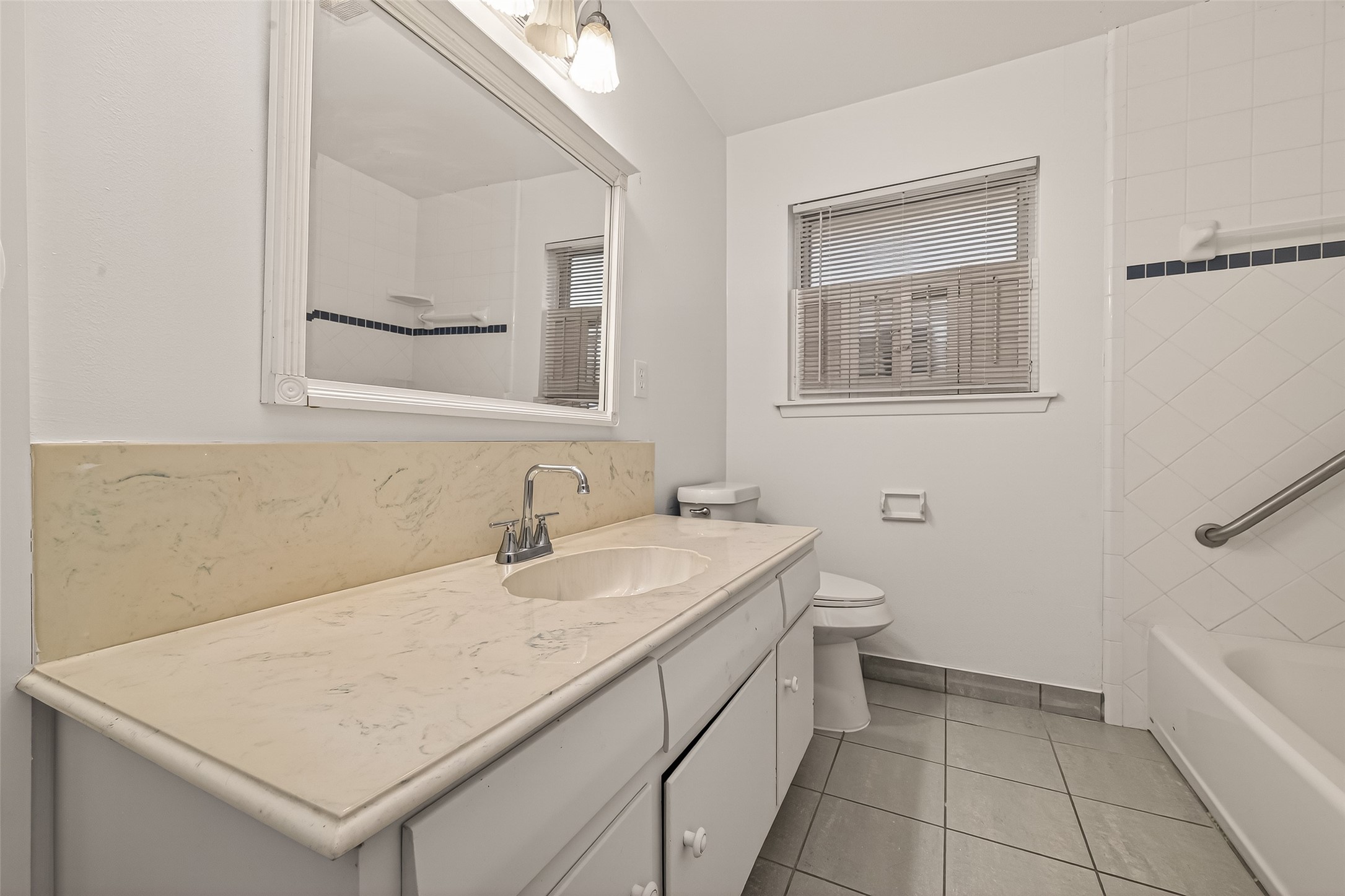 5615 Beechnut Street Houston, TX 77096 - Photo 42 of 50