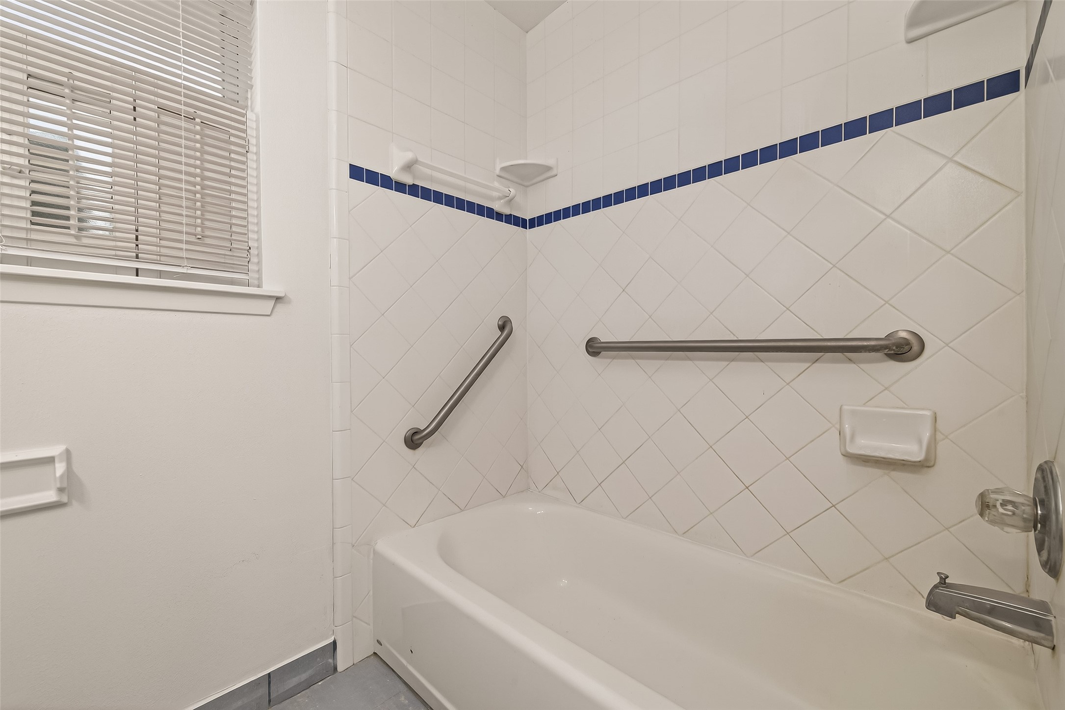 5615 Beechnut Street Houston, TX 77096 - Photo 43 of 50