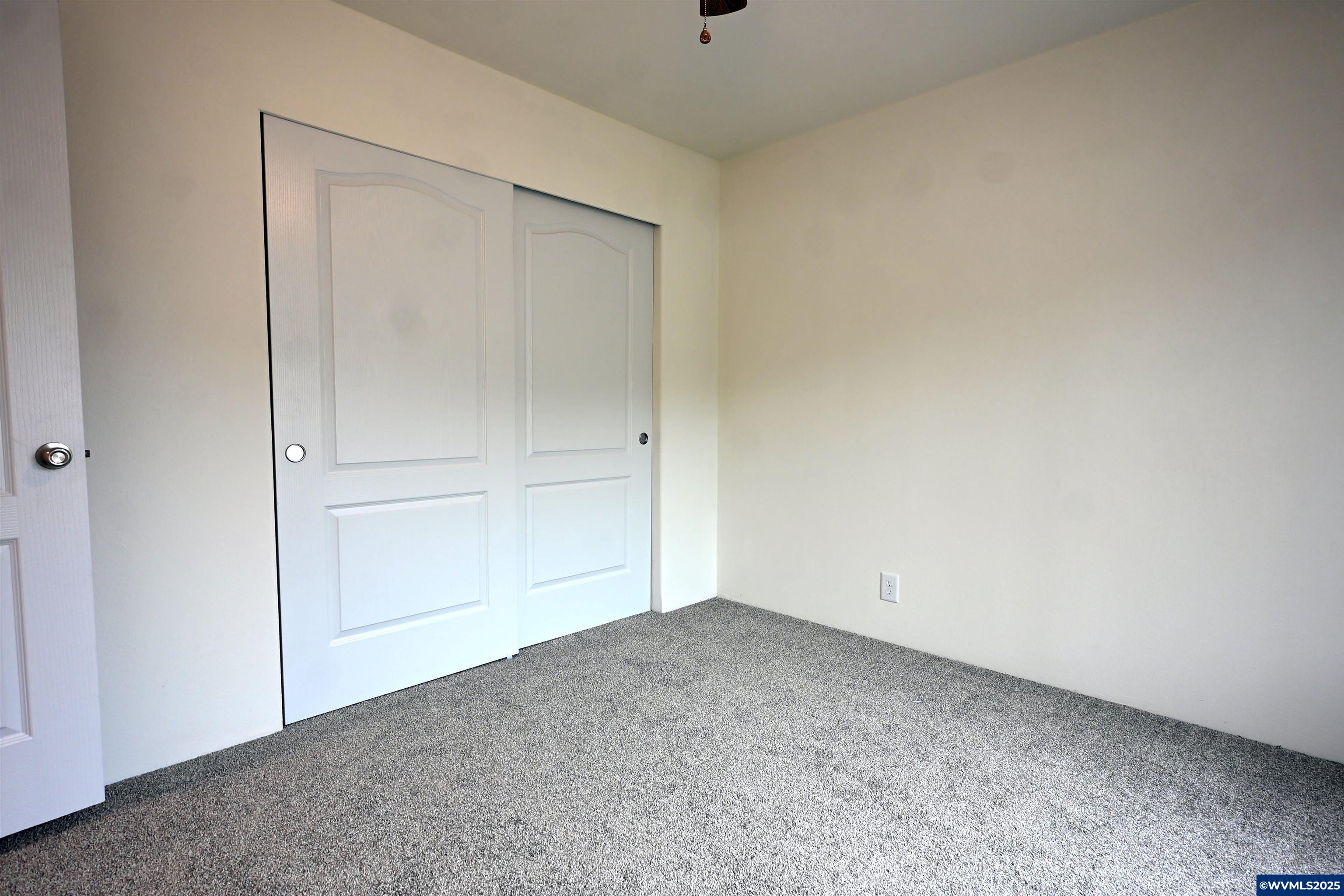 4995 Southeast Sunnyside ( Road, Unit W15 Salem, OR 97302 - Photo 8 of 24
