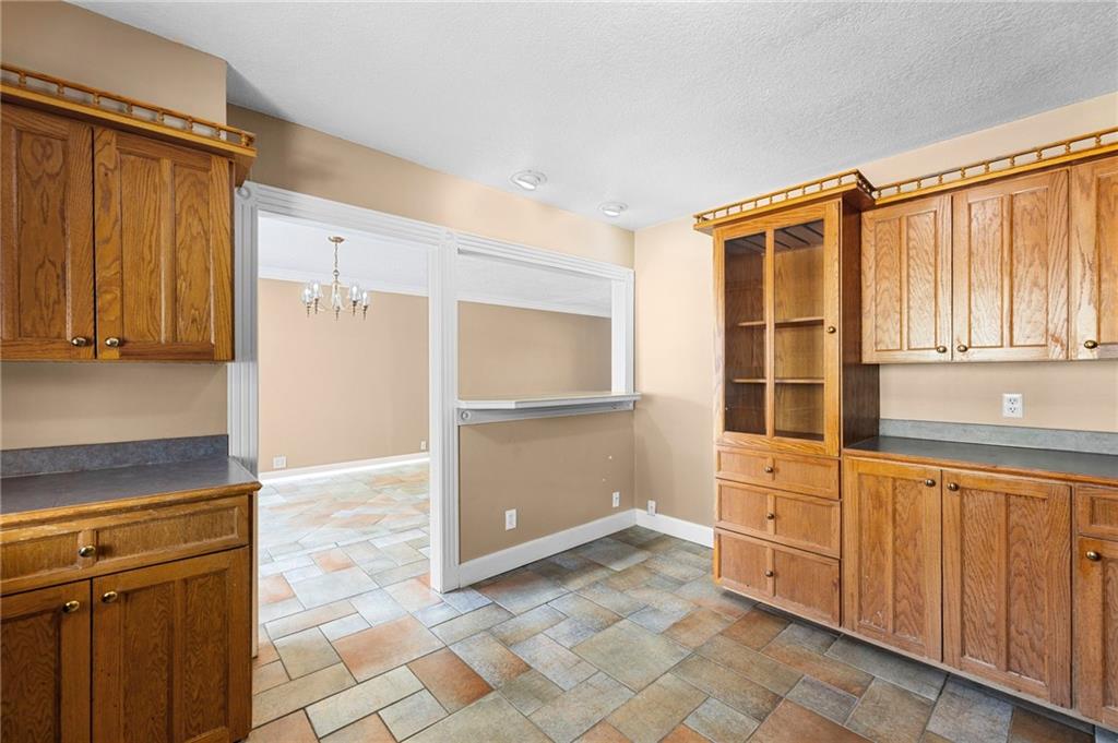 2106 Rhode Island Street Lawrence, KS 66046 - Photo 12 of 42