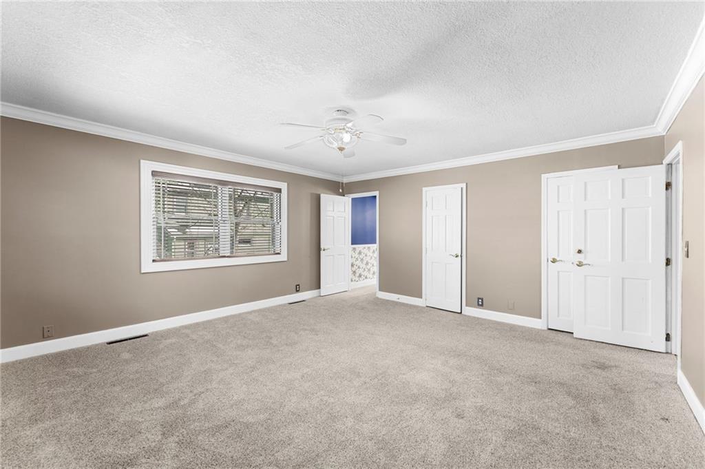 2106 Rhode Island Street Lawrence, KS 66046 - Photo 17 of 42