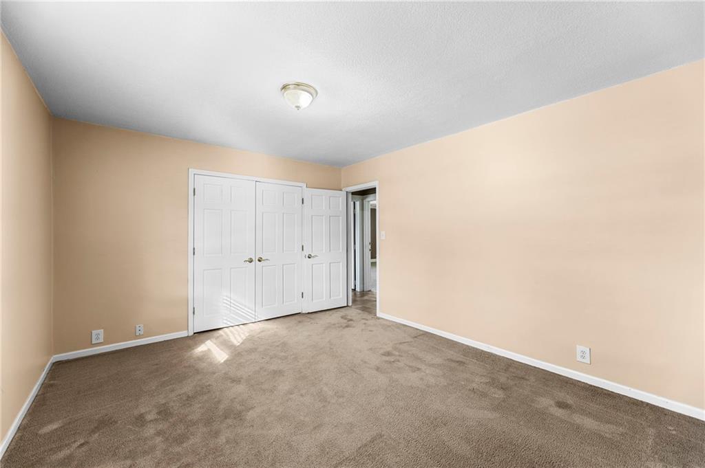 2106 Rhode Island Street Lawrence, KS 66046 - Photo 22 of 42