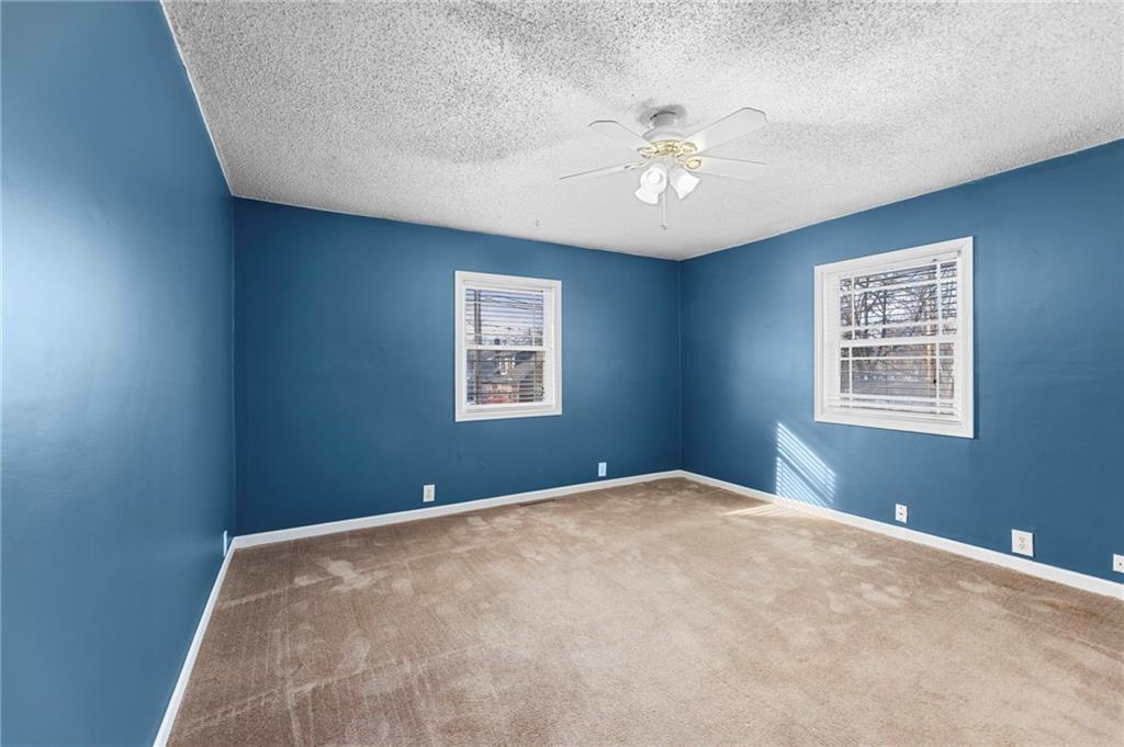 2106 Rhode Island Street Lawrence, KS 66046 - Photo 24 of 42