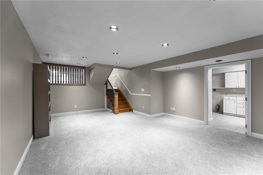 2106 Rhode Island Street Lawrence, KS 66046 - Photo 26 of 42