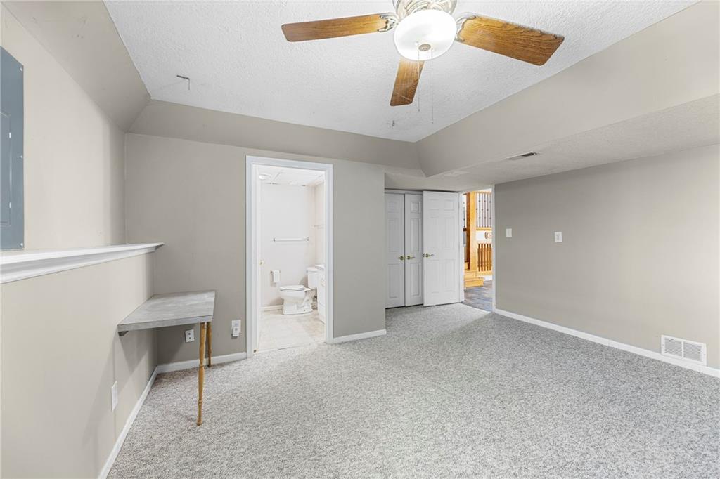 2106 Rhode Island Street Lawrence, KS 66046 - Photo 31 of 42