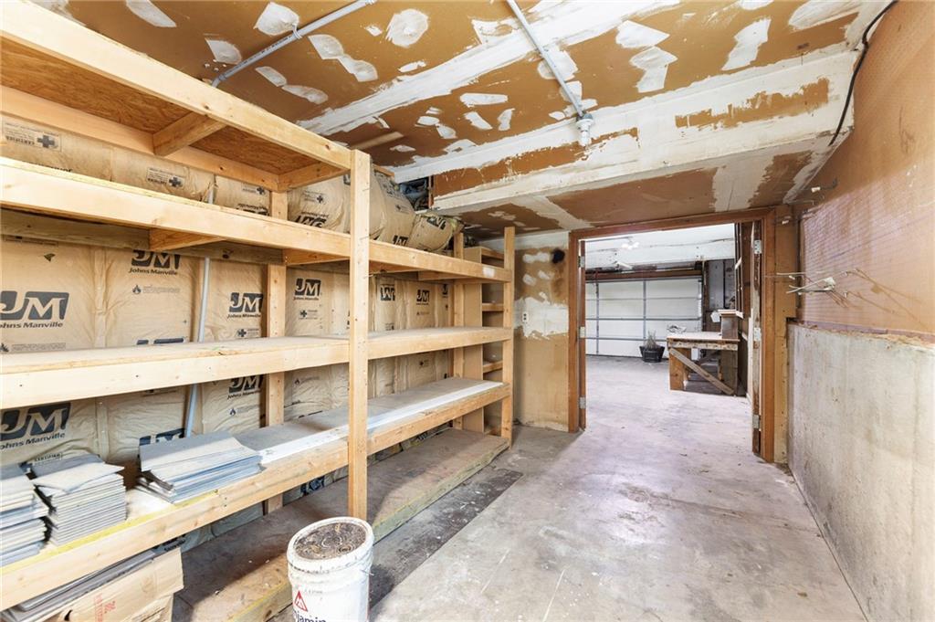 2106 Rhode Island Street Lawrence, KS 66046 - Photo 34 of 42