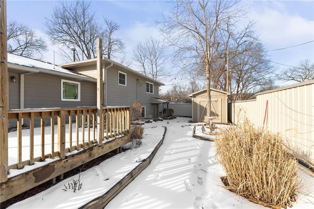 2106 Rhode Island Street Lawrence, KS 66046 - Photo 41 of 42