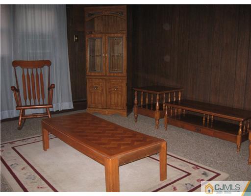 122 Winthrop Road Edison, NJ 08817 - Photo 3 of 14