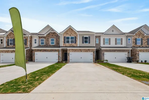 $288,230 | 4530 Village Springs Square, Unit 5, Fultondale, AL 35068