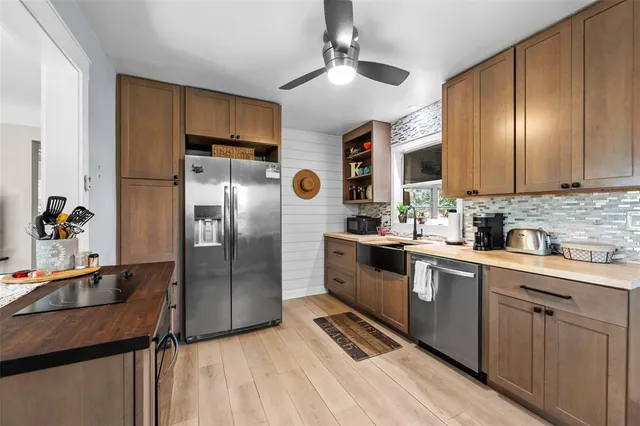 $2,450 | 4921 24th Avenue South, Gulfport, FL 33707