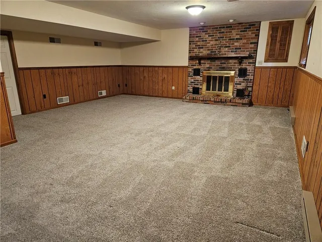 a view of a storage & utility room