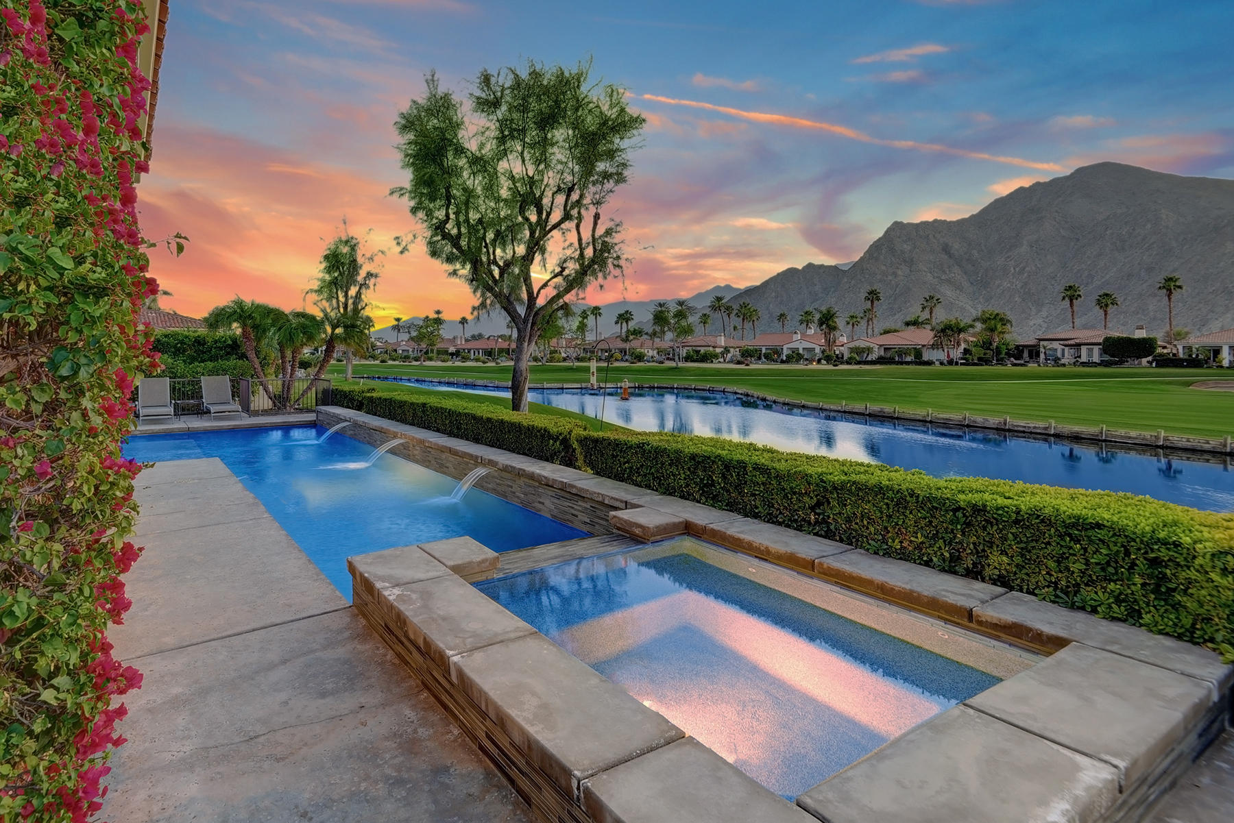 79593 Pomo La Quinta, CA 92253 - Photo 3 of 39 SUNSET OVER SPA