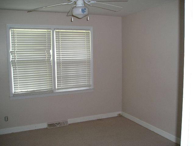 205 Newtonmore Road Greenville, SC 29615 - Photo 12 of 15 Gallery Image 12