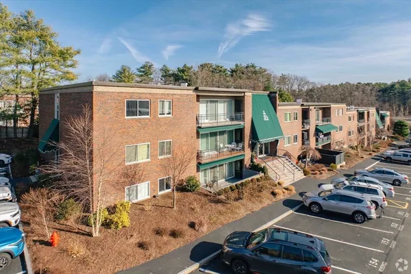 $599,900 | 1206 Greendale Avenue, Unit 201, Needham, MA 02492