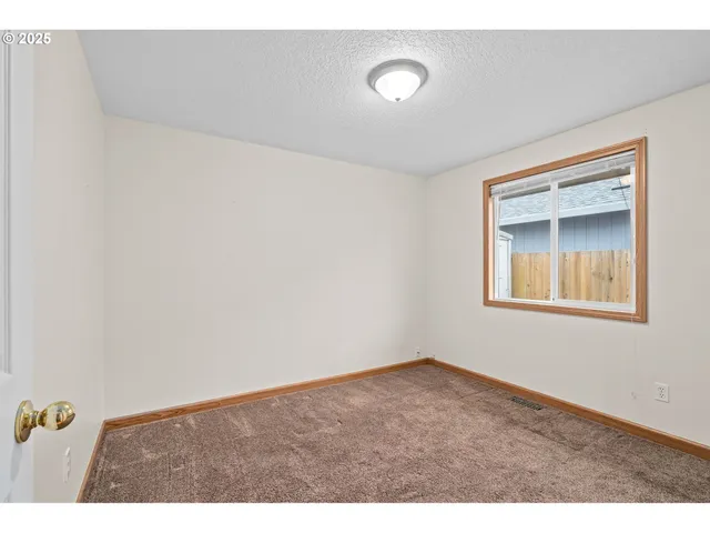 $539,900 | 15085 Southeast Sedona Drive, Clackamas, OR 97015