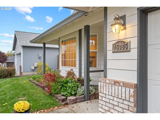 $539,900 | 15085 Southeast Sedona Drive, Clackamas, OR 97015