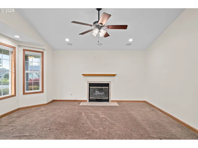 $539,900 | 15085 Southeast Sedona Drive, Clackamas, OR 97015